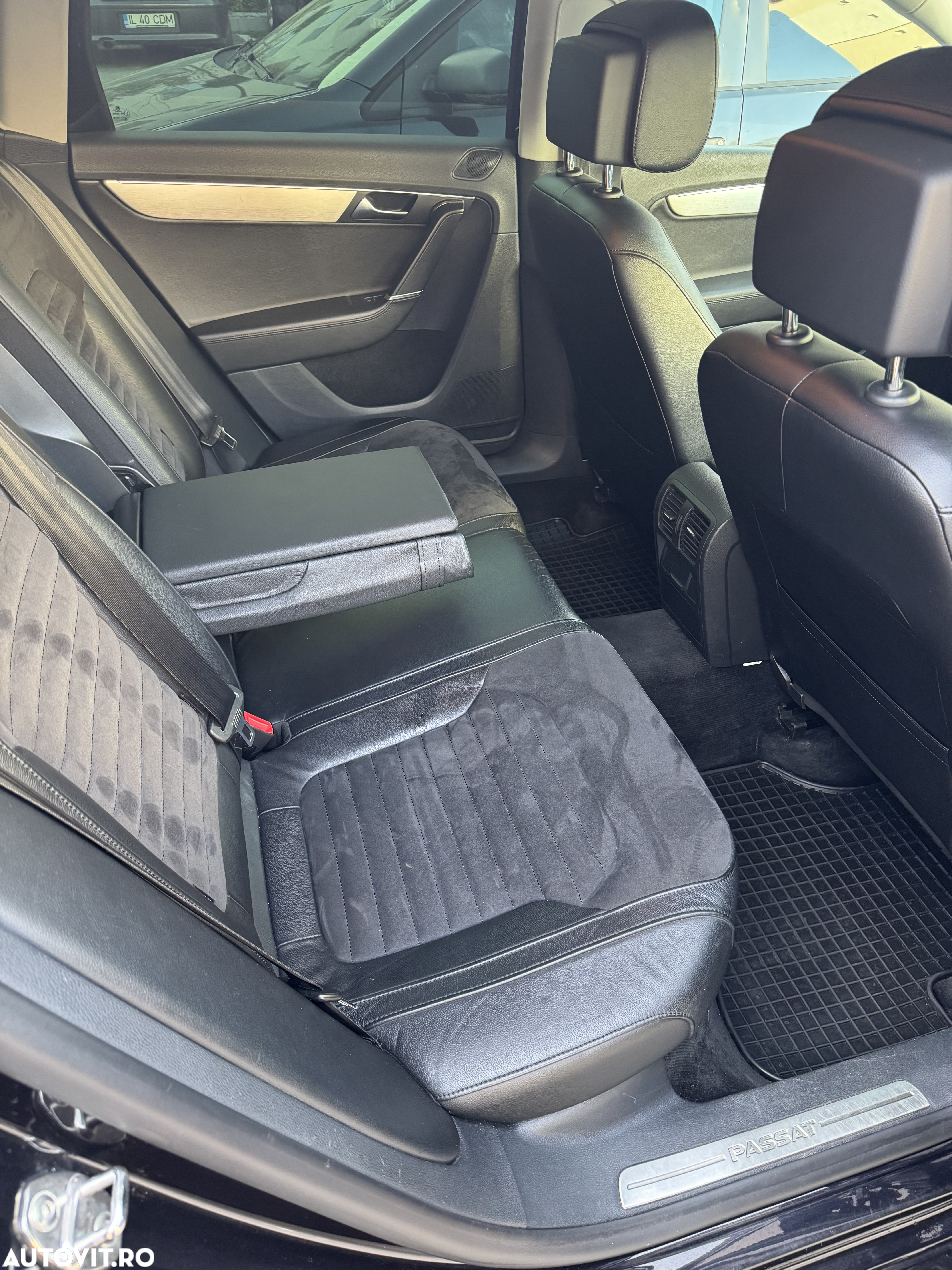Volkswagen Passat Variant 2.0 TDI DSG Highline - 8
