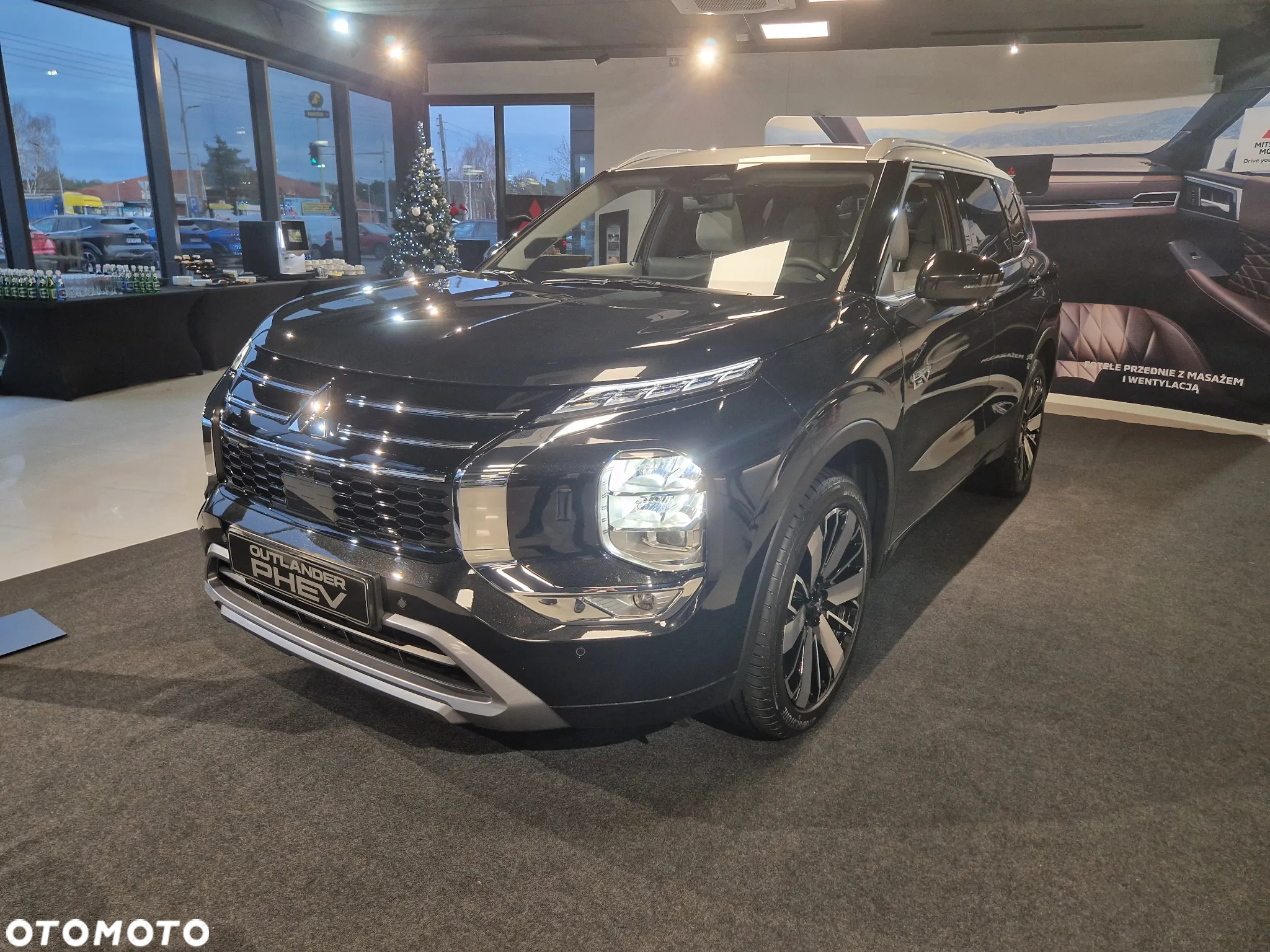 Mitsubishi Outlander - 3