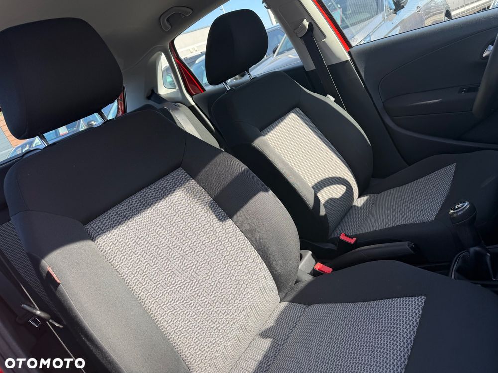 Volkswagen Polo - 26