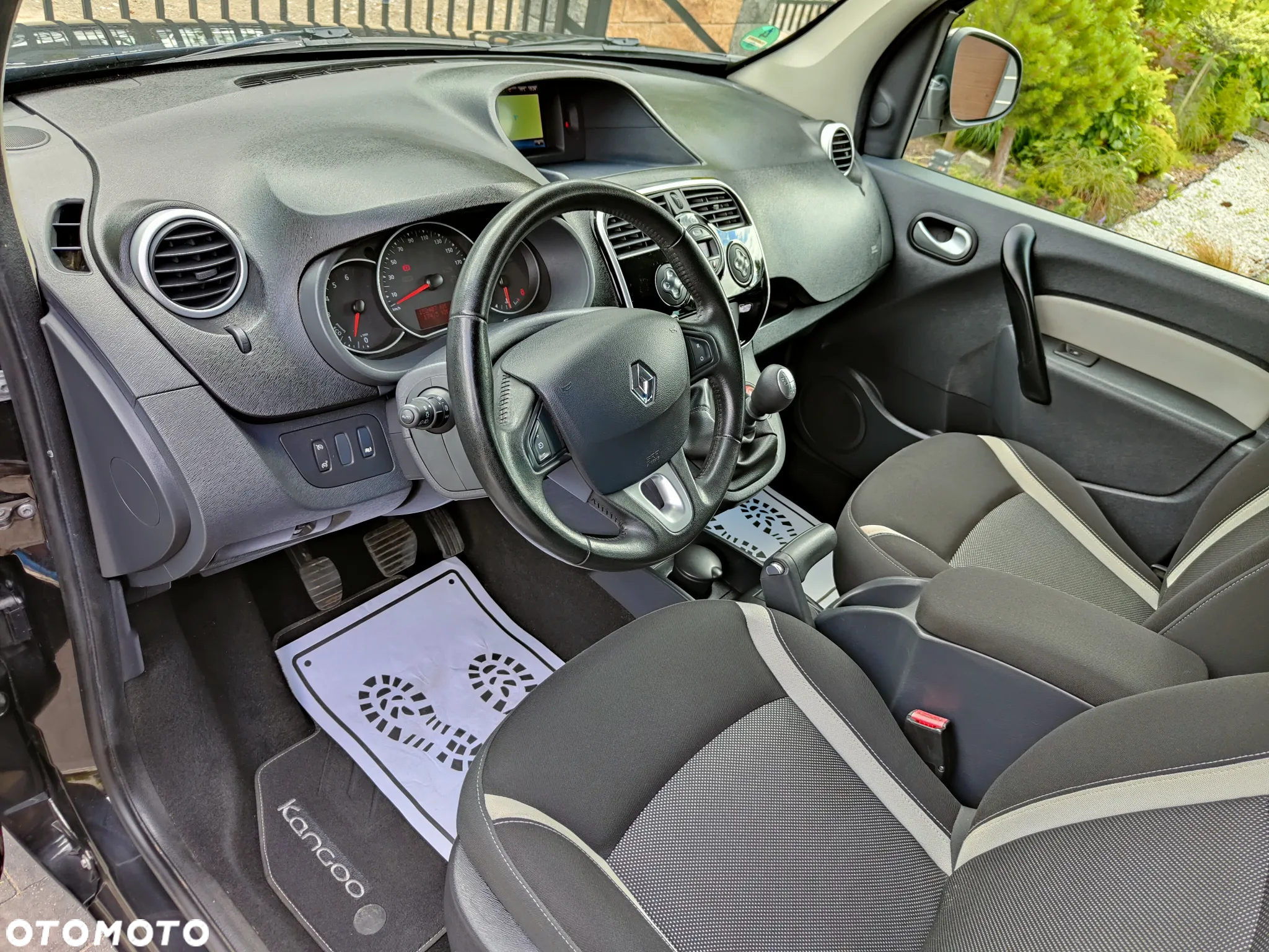 Renault Kangoo 1.5 dCi Privilege Plus - 8