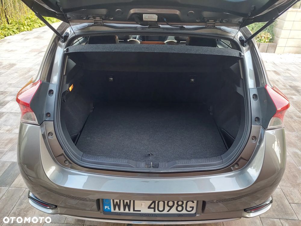 Toyota Auris 1.2 T Selection MS - 11