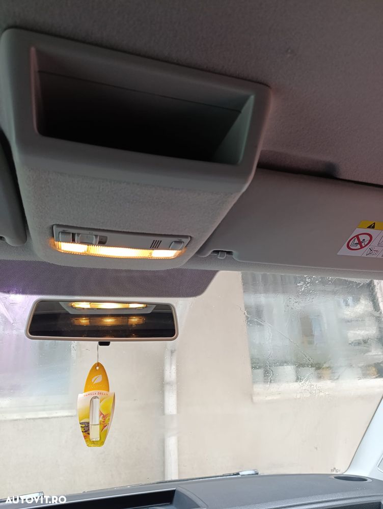 Volkswagen Transporter 2.0 75 kW KR - 19