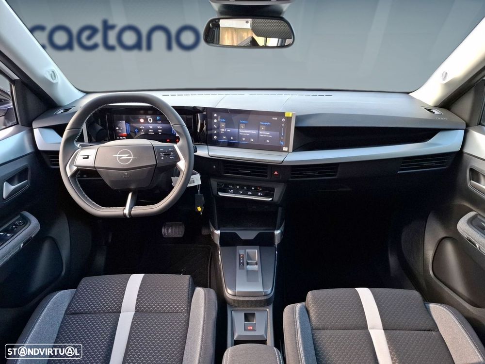Opel Frontera 1.2 Hybrid GS eDCT — fotografia 4