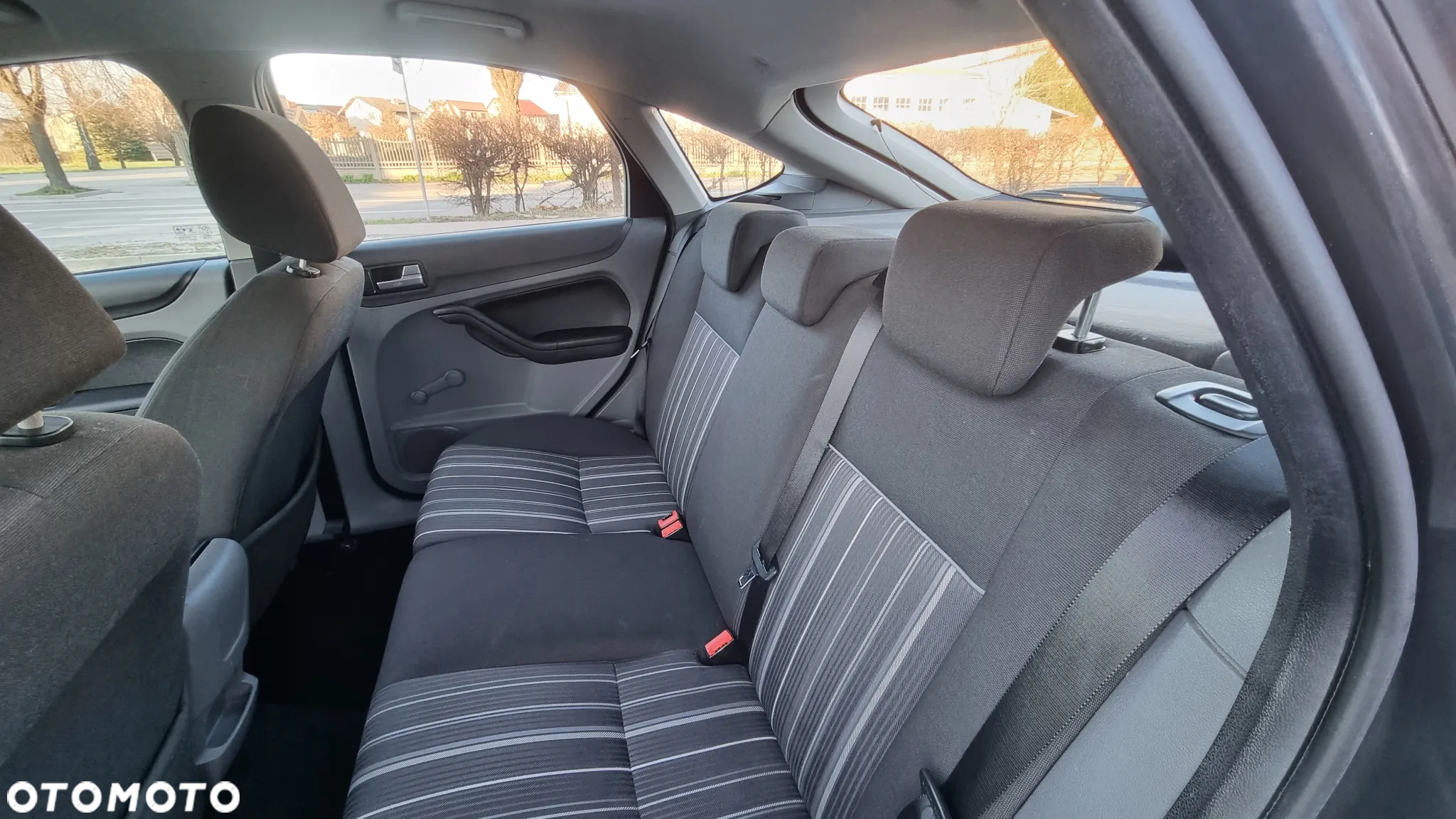 Ford Focus 1.6 Gold X - 20