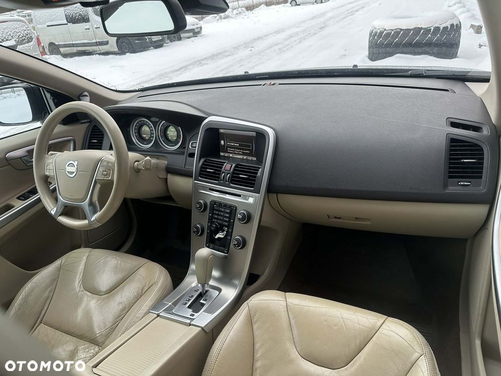 Volvo XC 60 - 26