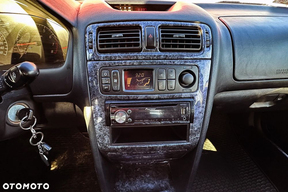 Mitsubishi Galant 2.5 V6 Avance - 23