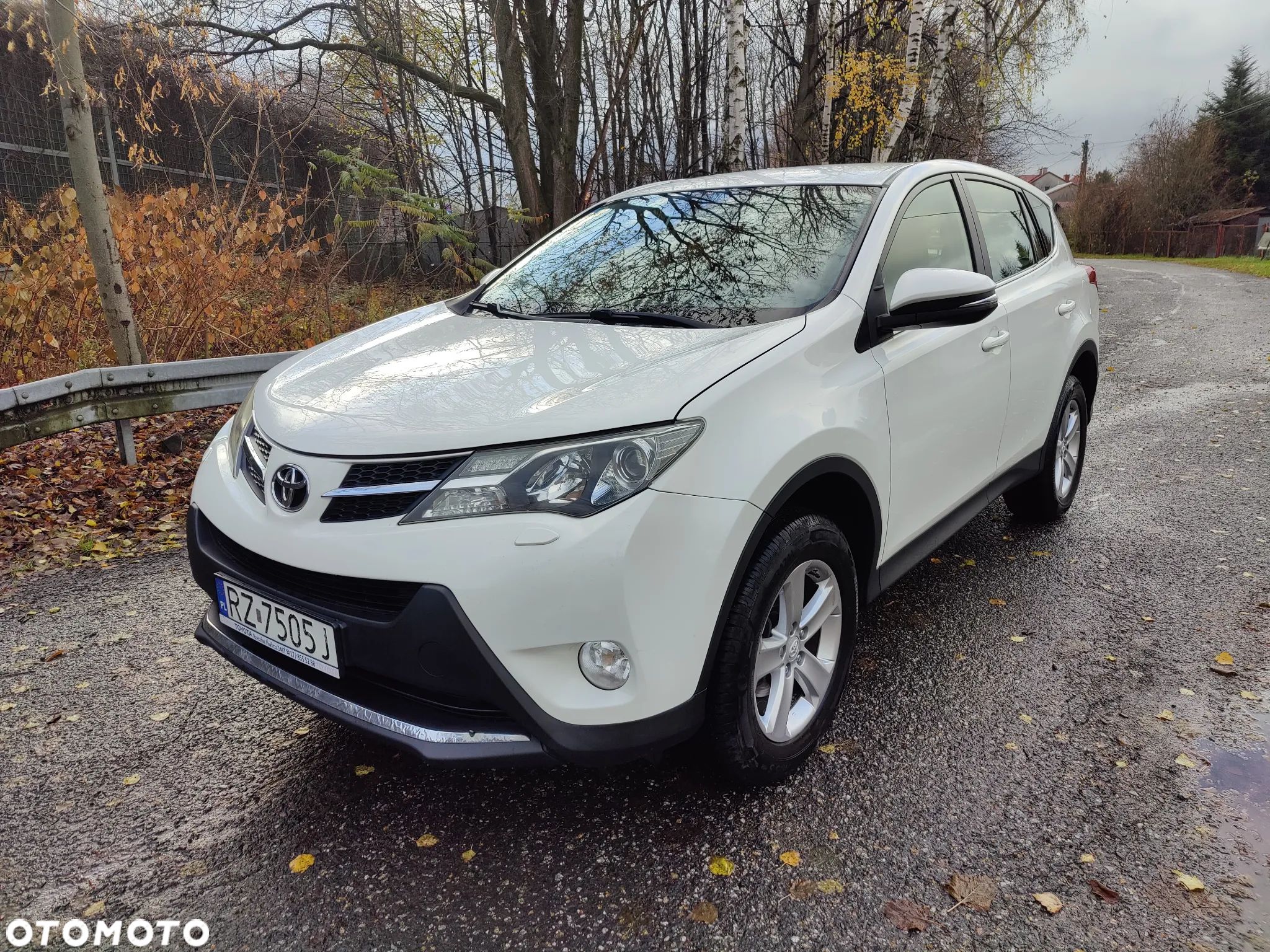 Toyota RAV4 2.2 D-4D Premium - 1