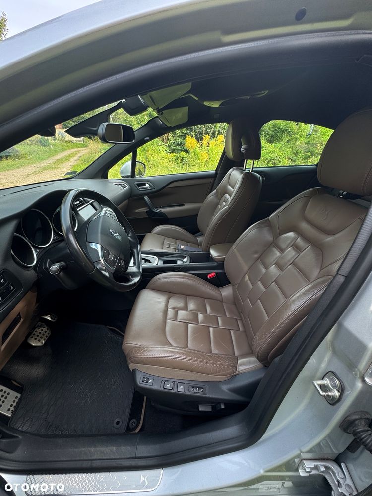 Citroën DS4 2.0 HDi SportChic - 4