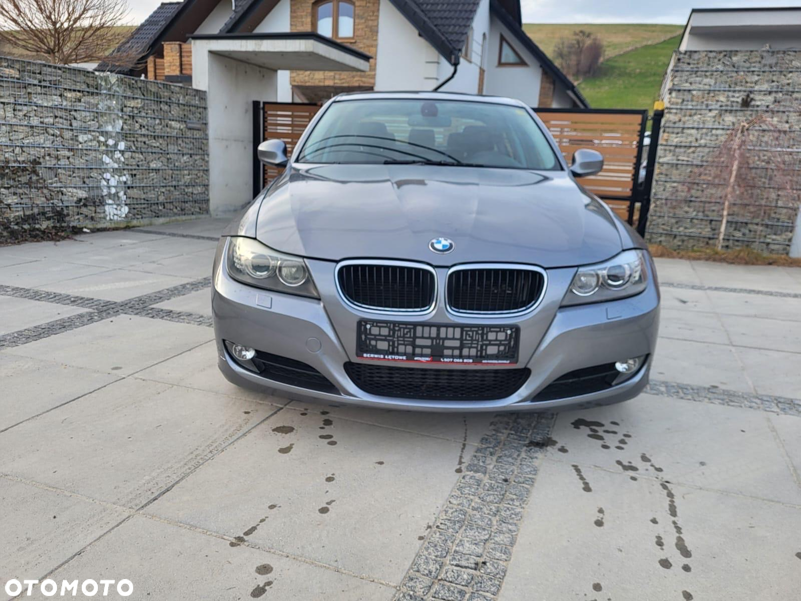 BMW Seria 3 320d xDrive - 2