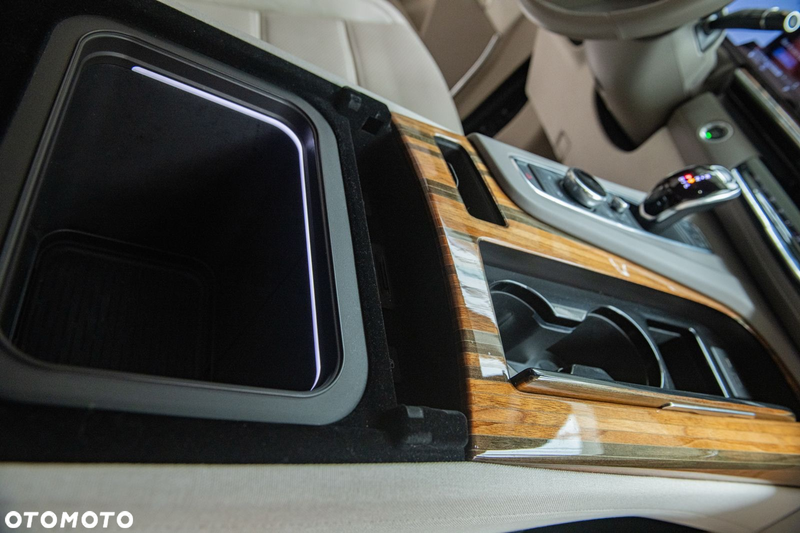 Cadillac Escalade 6.2 V8 Platinum - 24