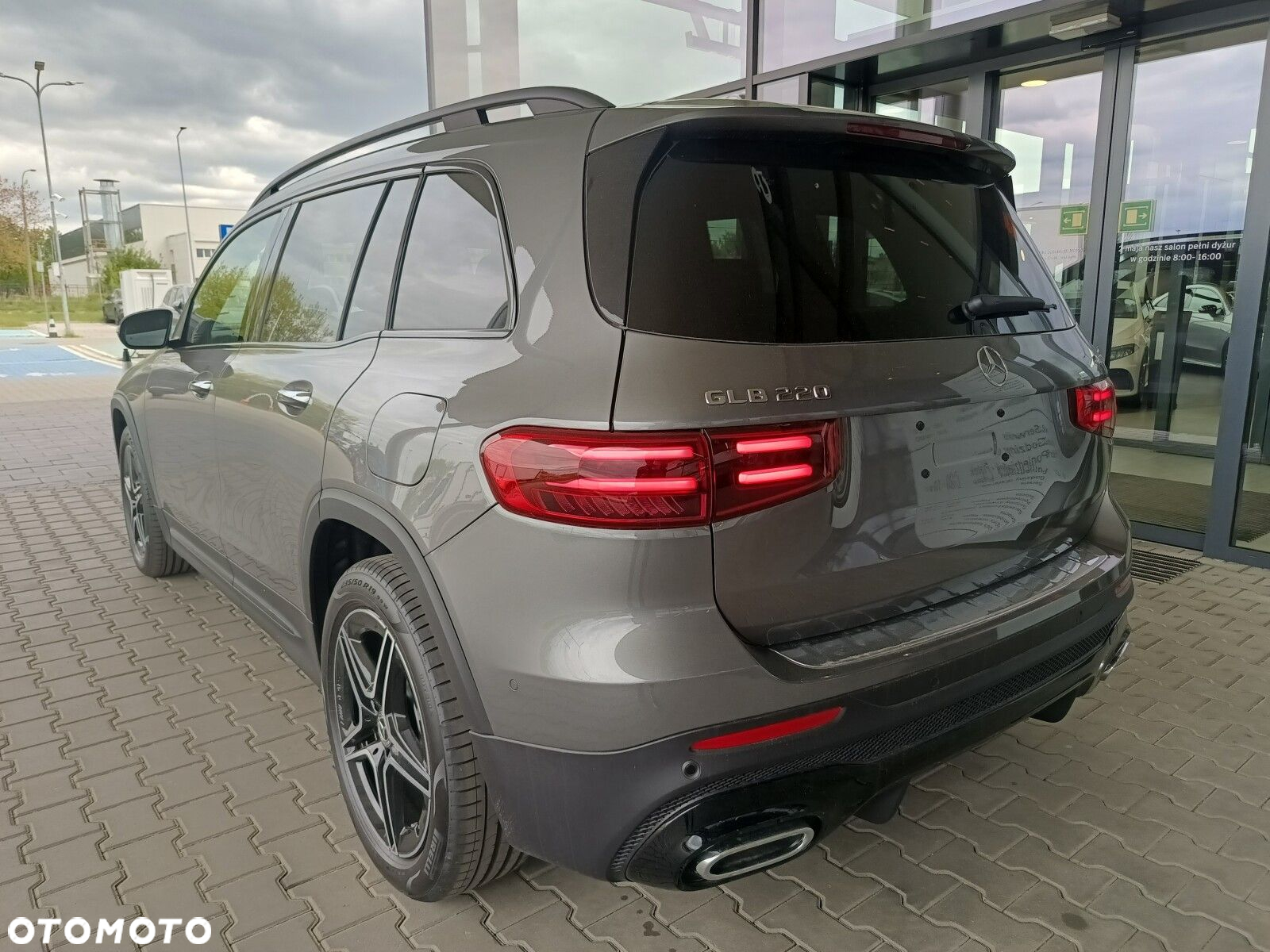 Mercedes-Benz GLB - 6