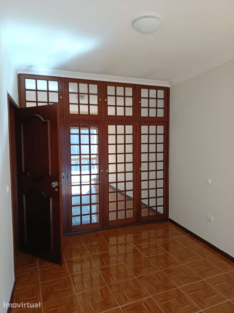 Apartamento na Póvoa de Varzim (centro - 3.ª linha de mar) - Grande imagem: 2/11
