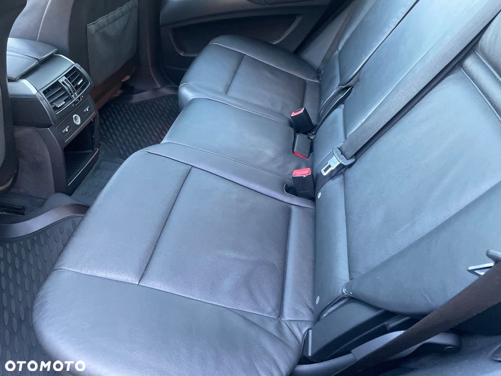 BMW X5 3.5d xDrive - 28