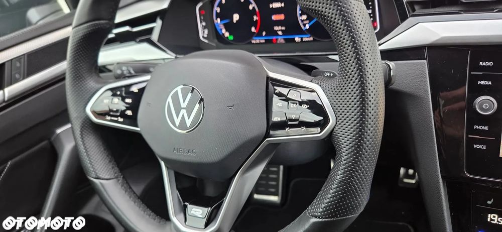 Volkswagen Arteon 2.0 TSI DSG R-Line Edition - 34