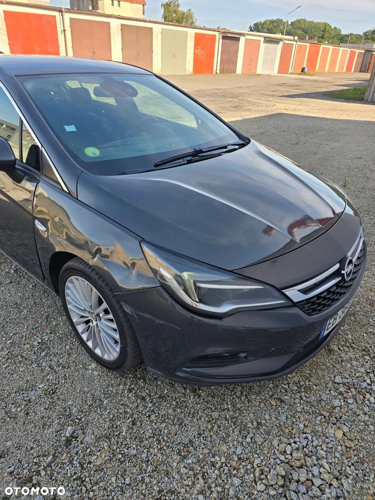 Opel Astra 1.6 CDTI Dynamic S&S - 18