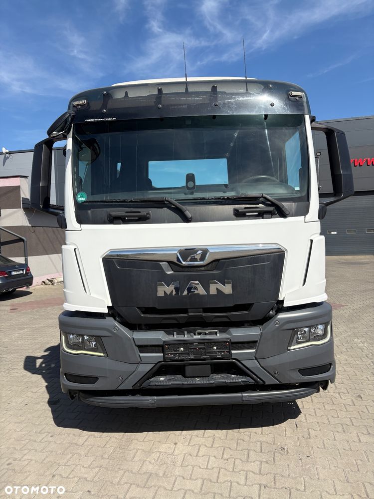 MAN TGS / NOWY MODEL / DZIENNA KABINA / ALUFELGI / 347.000km PRZEBIEGU / DO NAUKI JAZDY - 2
