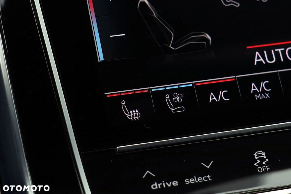 Audi Q8 55 TFSI mHEV Quattro Tiptronic - 34