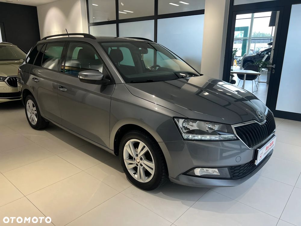 Skoda Fabia 1.0 TSI Ambition - 4