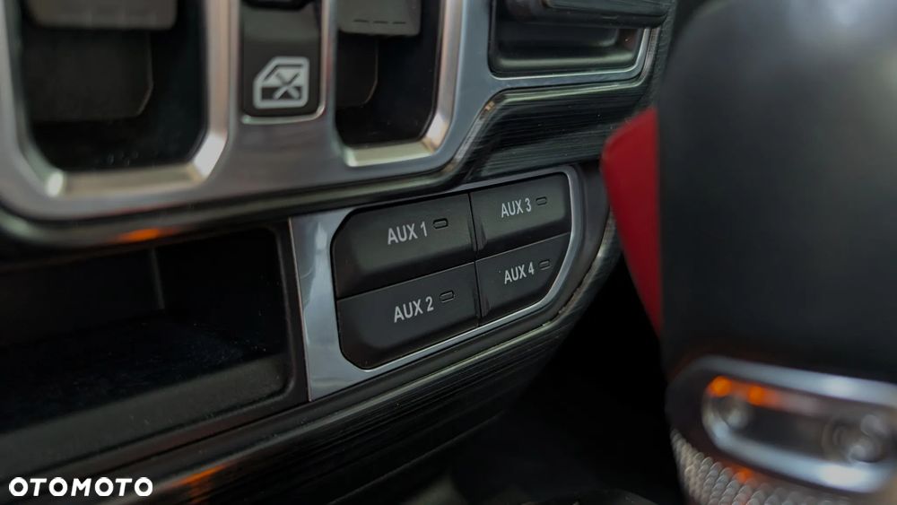 Jeep Wrangler Unlimited GME 2.0 Turbo Sahara - 31