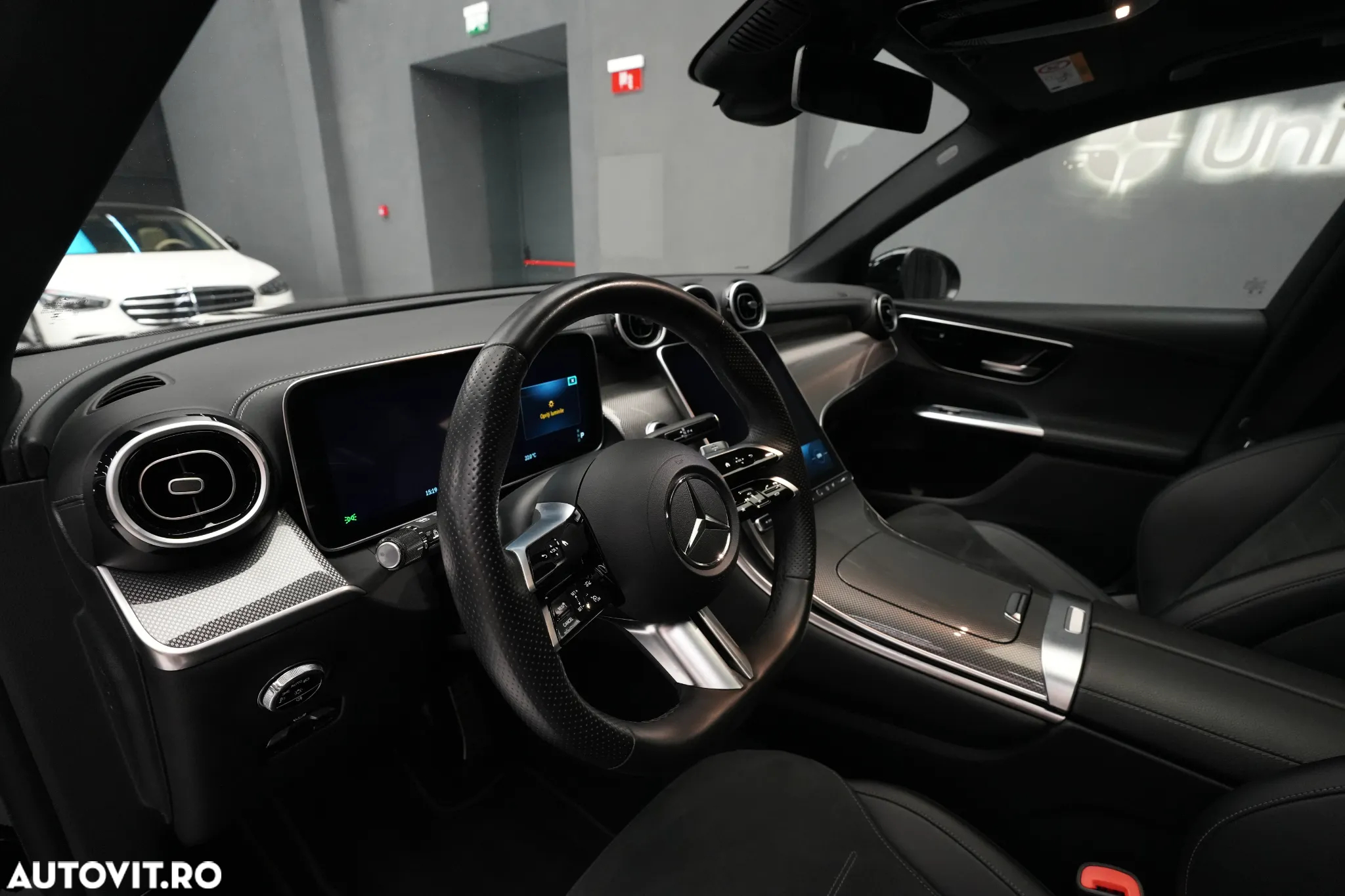 Mercedes-Benz GLC 300 d 4Matic 9G-TRONIC AMG Line Advanced - 11