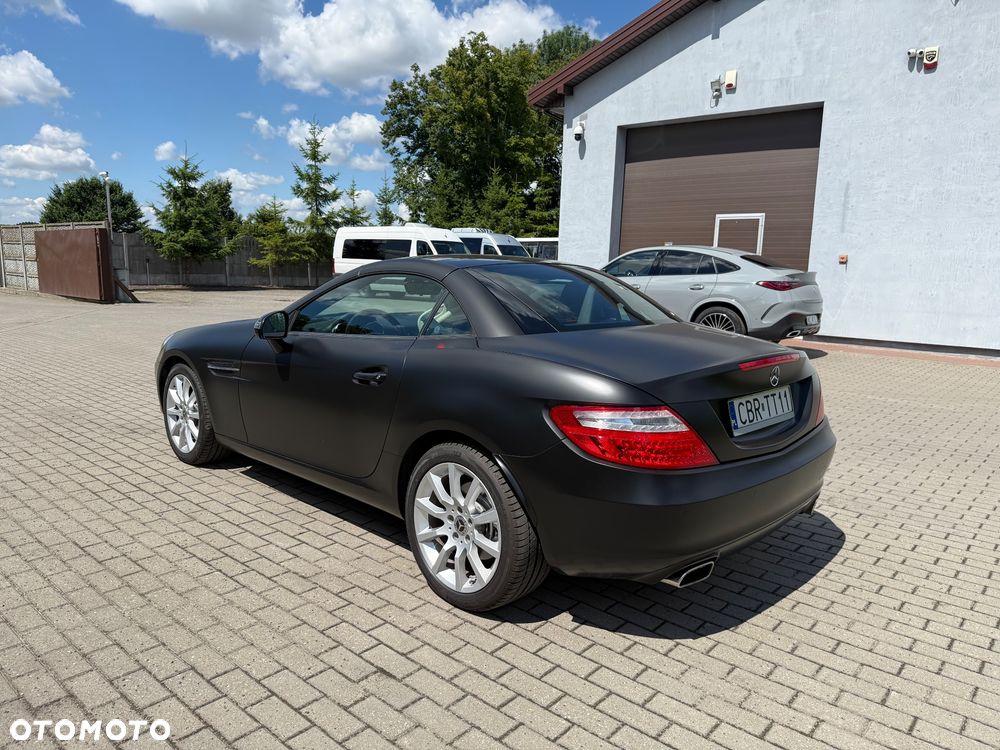 Mercedes-Benz SLK 200 (BlueEFFICIENCY) 7G-TRONIC - 8