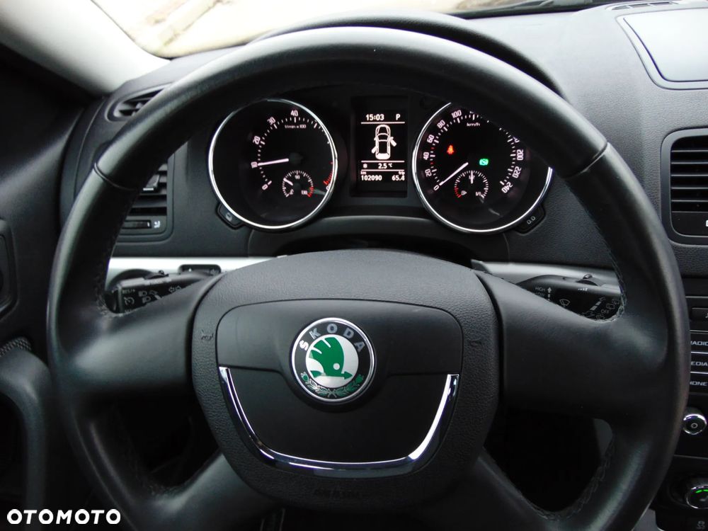 Skoda Yeti 1.2 TSI 4x2 Elegance DSG - 17