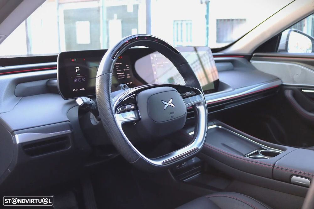 Xpeng P7i 86.2 kWh Long Range - 15