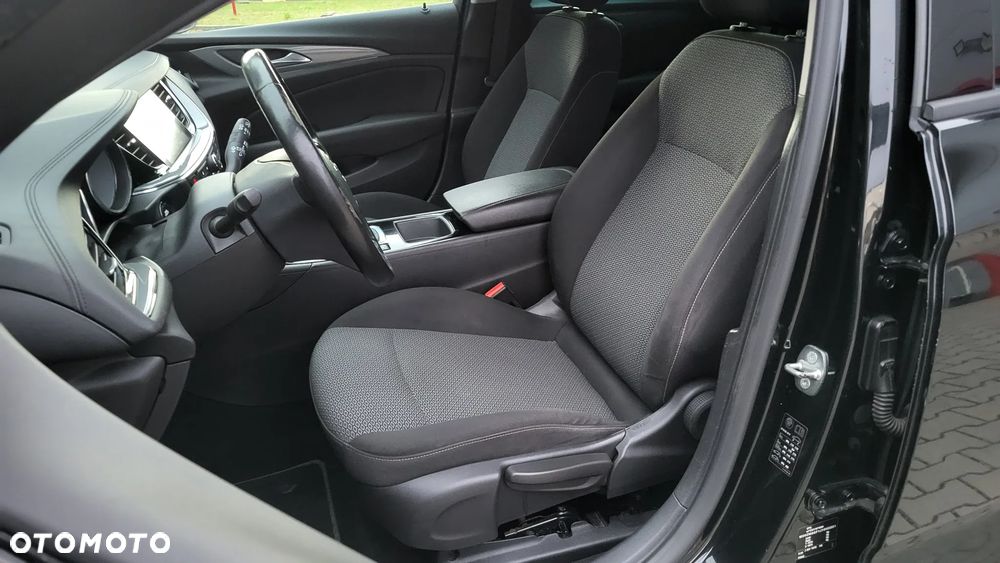 Opel Insignia - 11