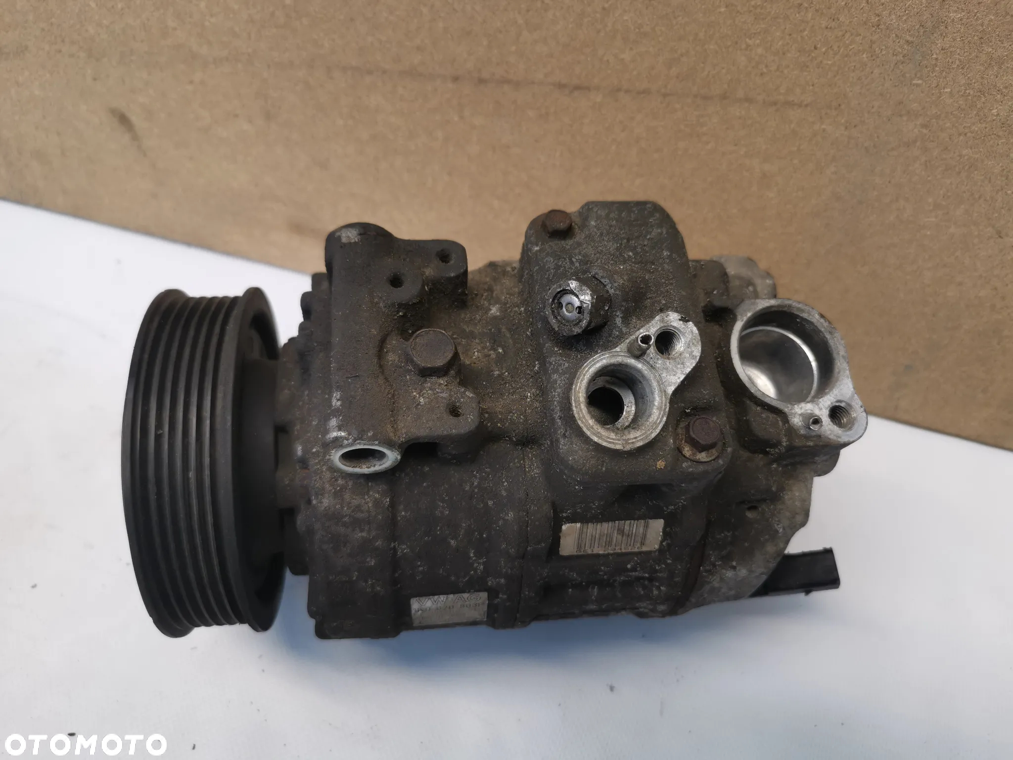 Kompresor klimatyzacji VW Skoda Audi 2.0 1.6  FSI 1K0820803P - 2