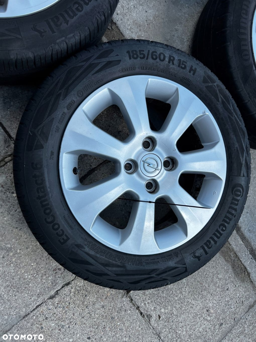 KOŁA FELGI OPONY LETNIE OPEL CORSA D E 185/60 R15 - 2