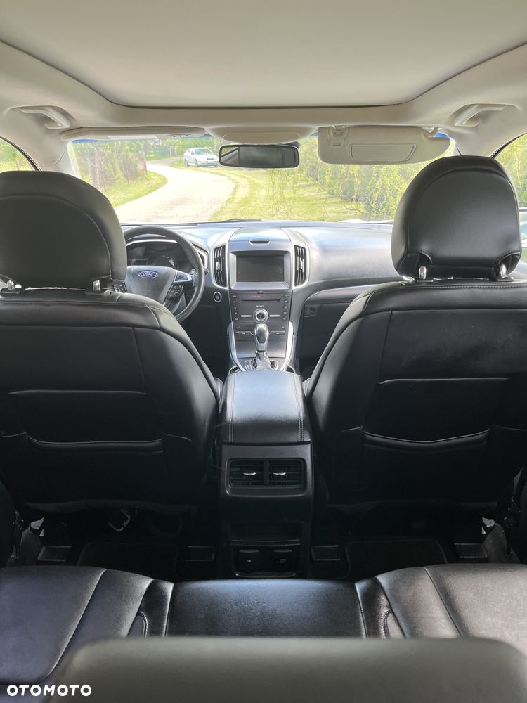 Ford Edge - 9
