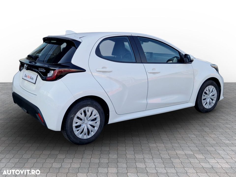 Toyota Yaris - 8