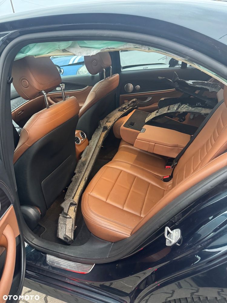 Mercedes-Benz Klasa E 350 d 4-Matic 9G-TRONIC - 8