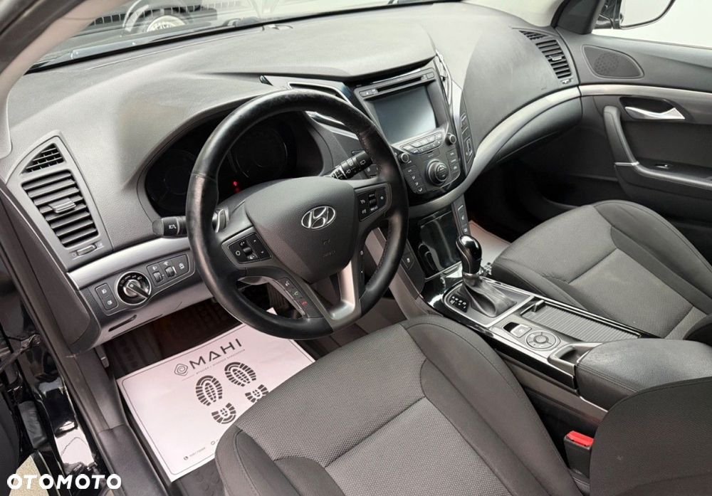 Hyundai i40 Kombi blue 1.7 CRDi DCT Premium - 23