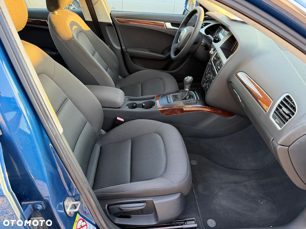 Audi A4 Limousine 1.8 TFSI Attraction - 30