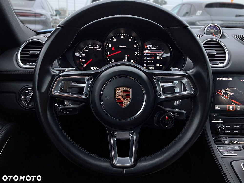 Porsche 718 Cayman - 28