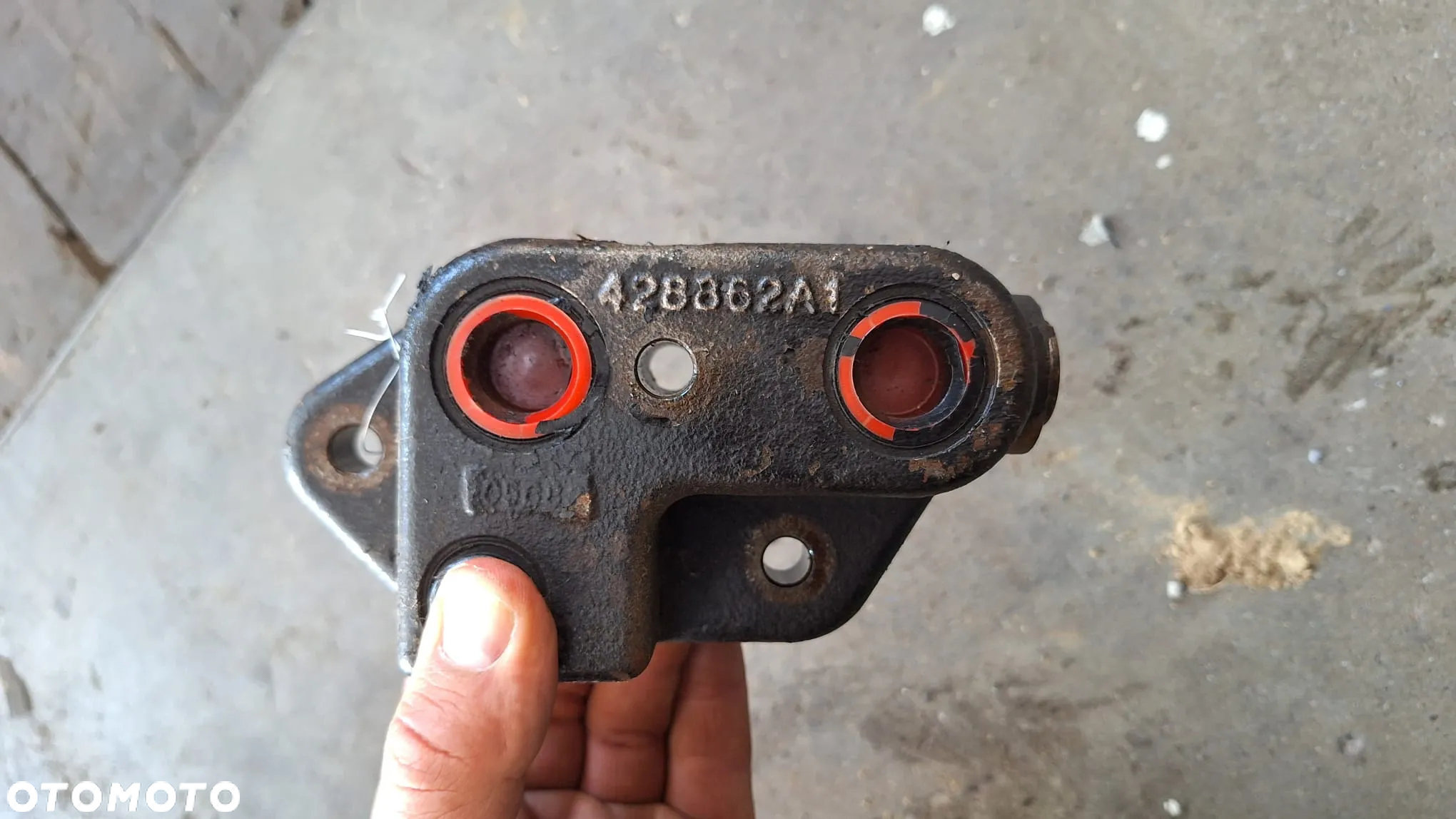 zawór 428862a1 osi przedniej mostu 86985668r case steiger 435 530 stx 450 500 - 3