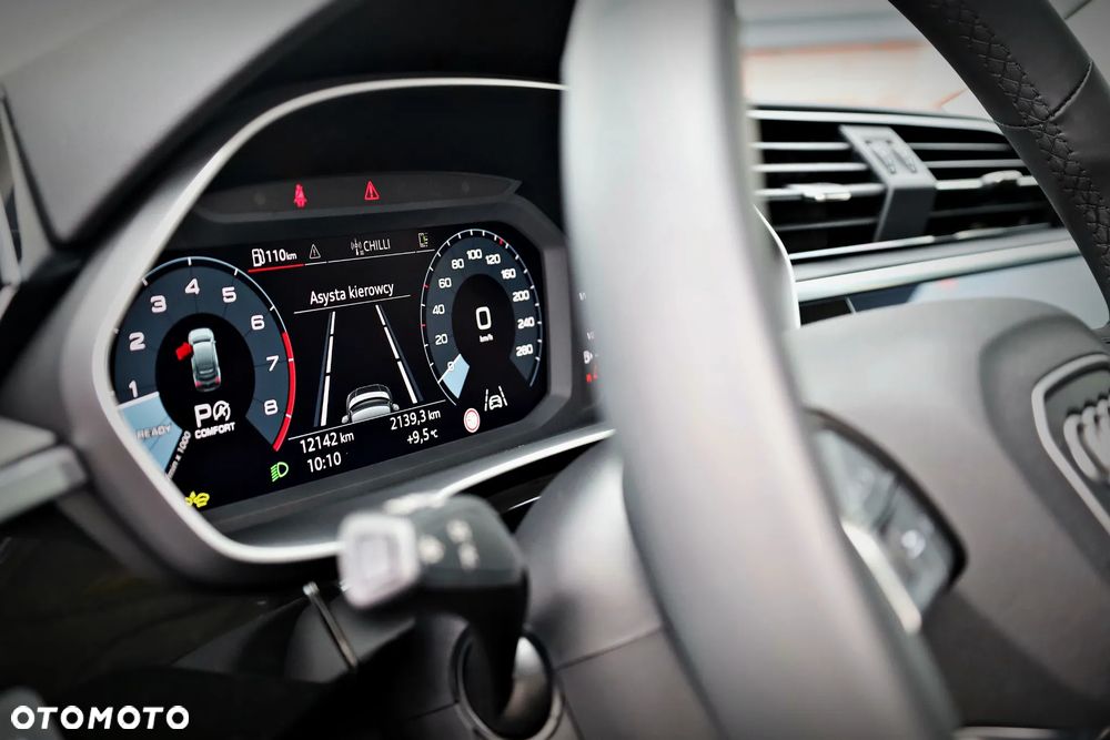 Audi Q3 Sportback - 16