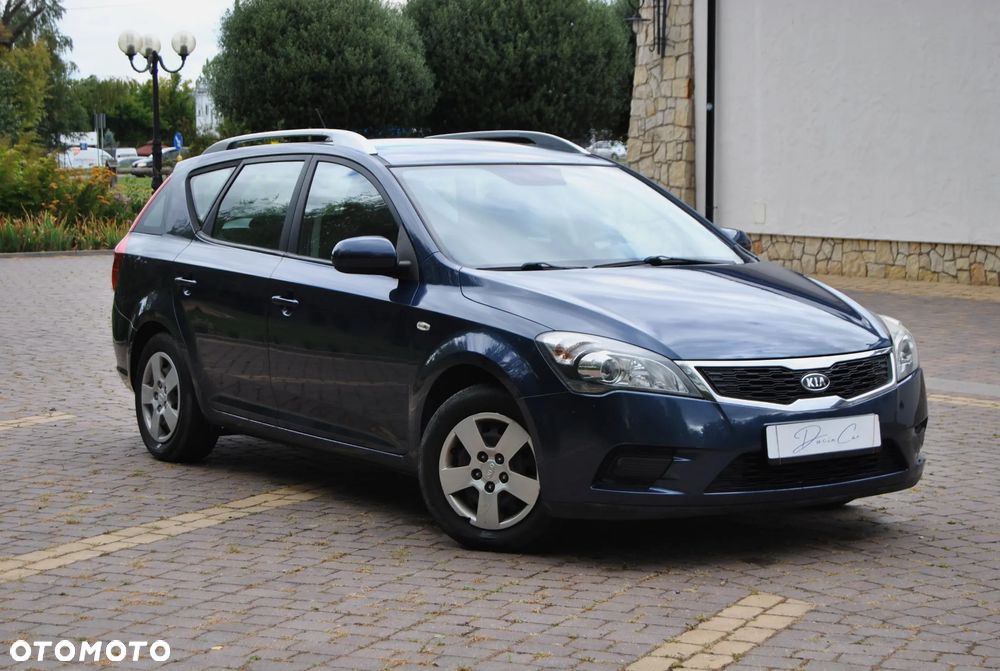Kia Ceed 1.4 CVVT SW Spirit - 2