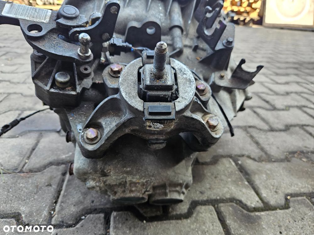 Mini Cooper R55 R56 1.4 1,6 VTi Skrzynia biegów 2300-7568724-02 06 N12B14AA - 6