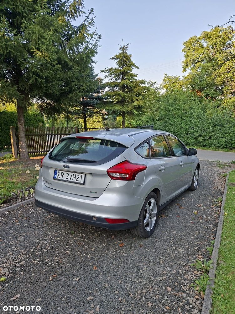 Ford Focus 1.0 EcoBoost Trend - 5