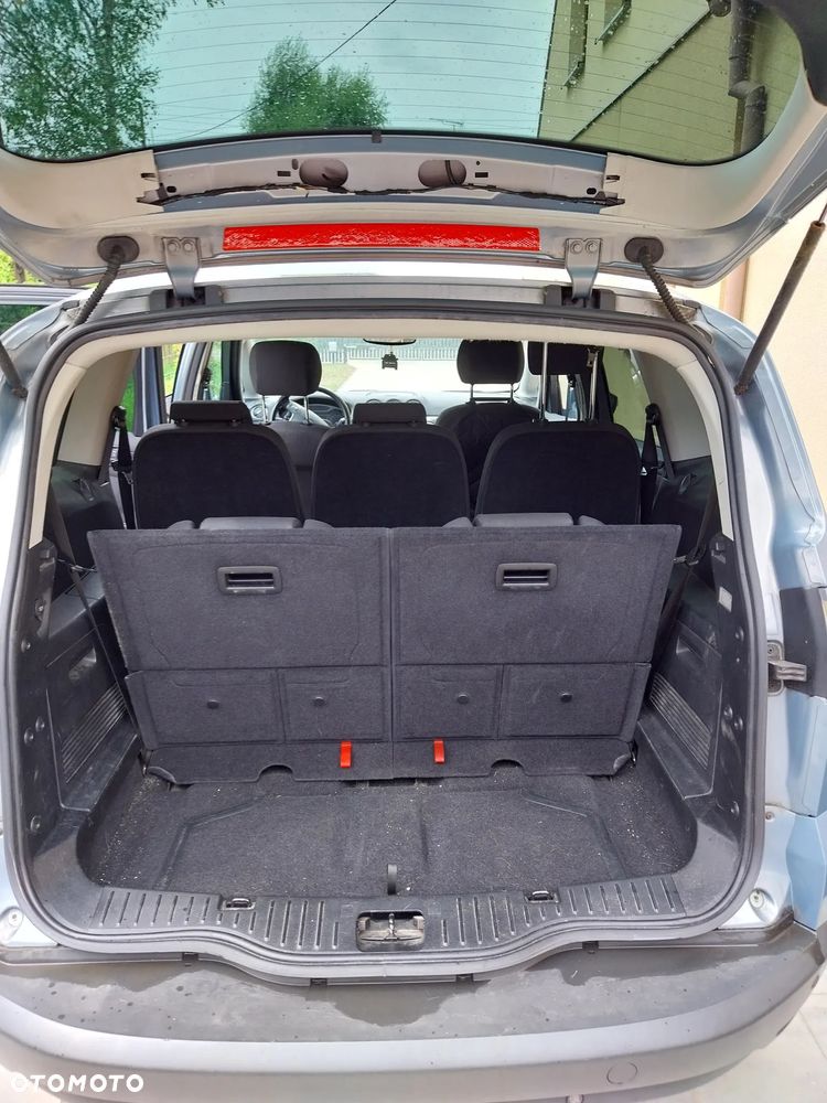 Ford S-Max 2.0 TDCi DPF Titanium X - 19