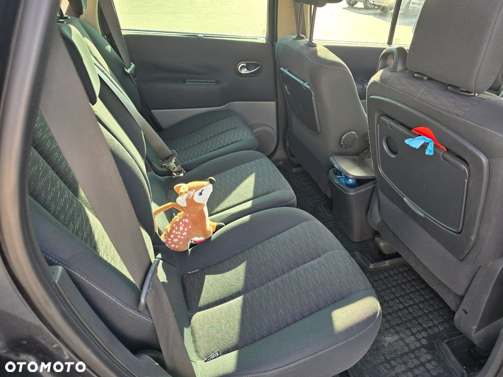 Renault Scenic - 8