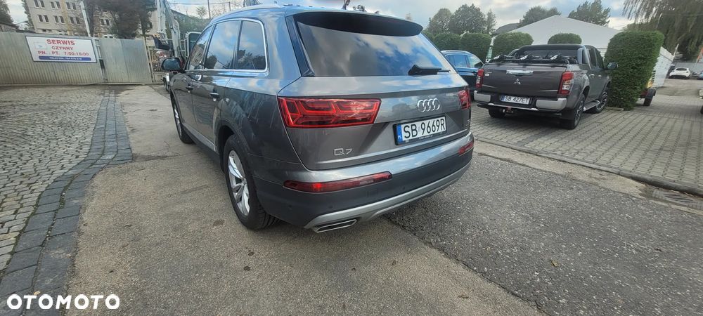 Audi Q7 - 3