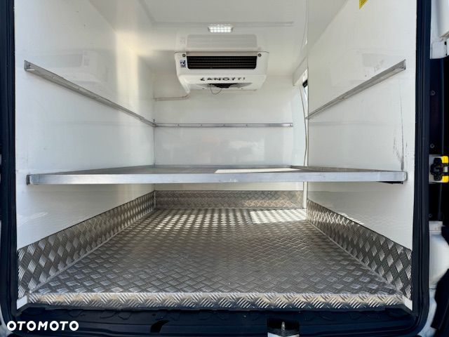 Fiat Doblo - 8
