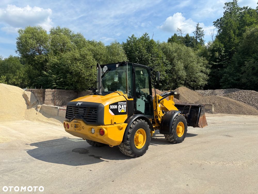 Caterpillar 906 - 8