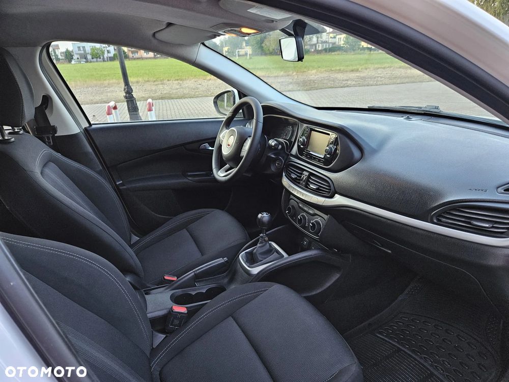 Fiat Tipo Kombi 1.4 16V Lounge - 8