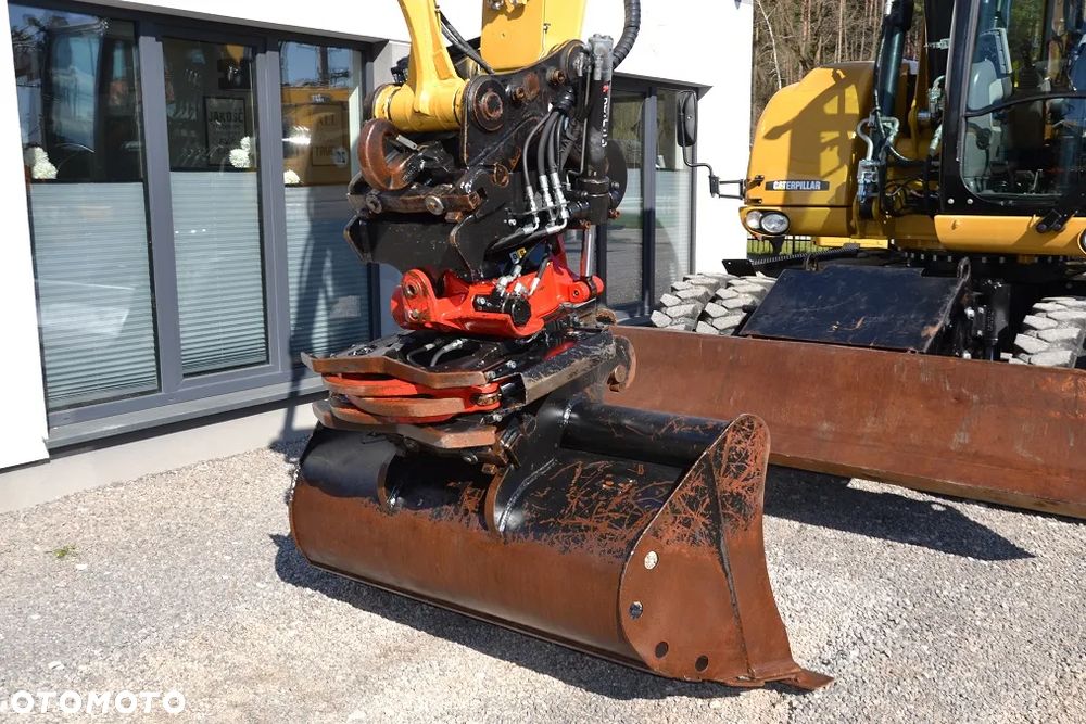 Caterpillar M 313 D, ROTOTILT - 24