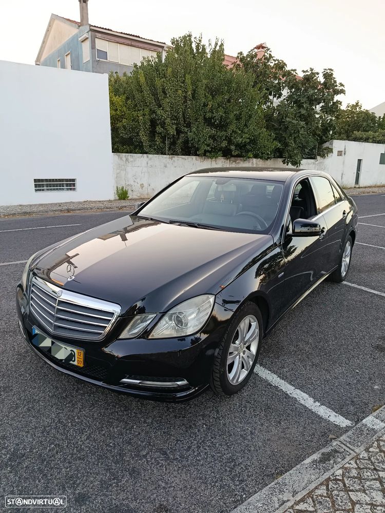 Mercedes-Benz E 200 CDi Avantgarde BlueEfficiency Auto - 2