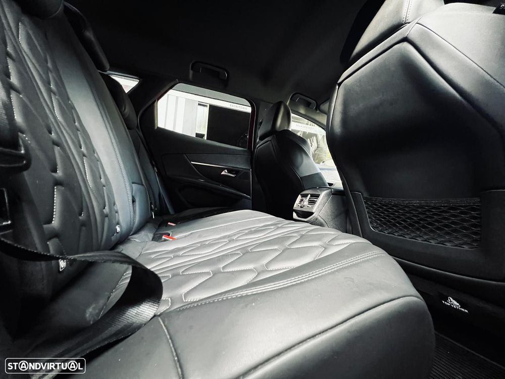 Peugeot 3008 1.2 PureTech GT Line EAT8 - 47